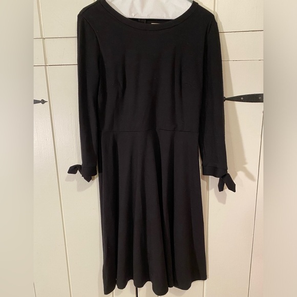 Maternity Dress  by Ann Taylor Loft with 3/4 sleeves with ties. Black Size 4. - Picture 2 of 8